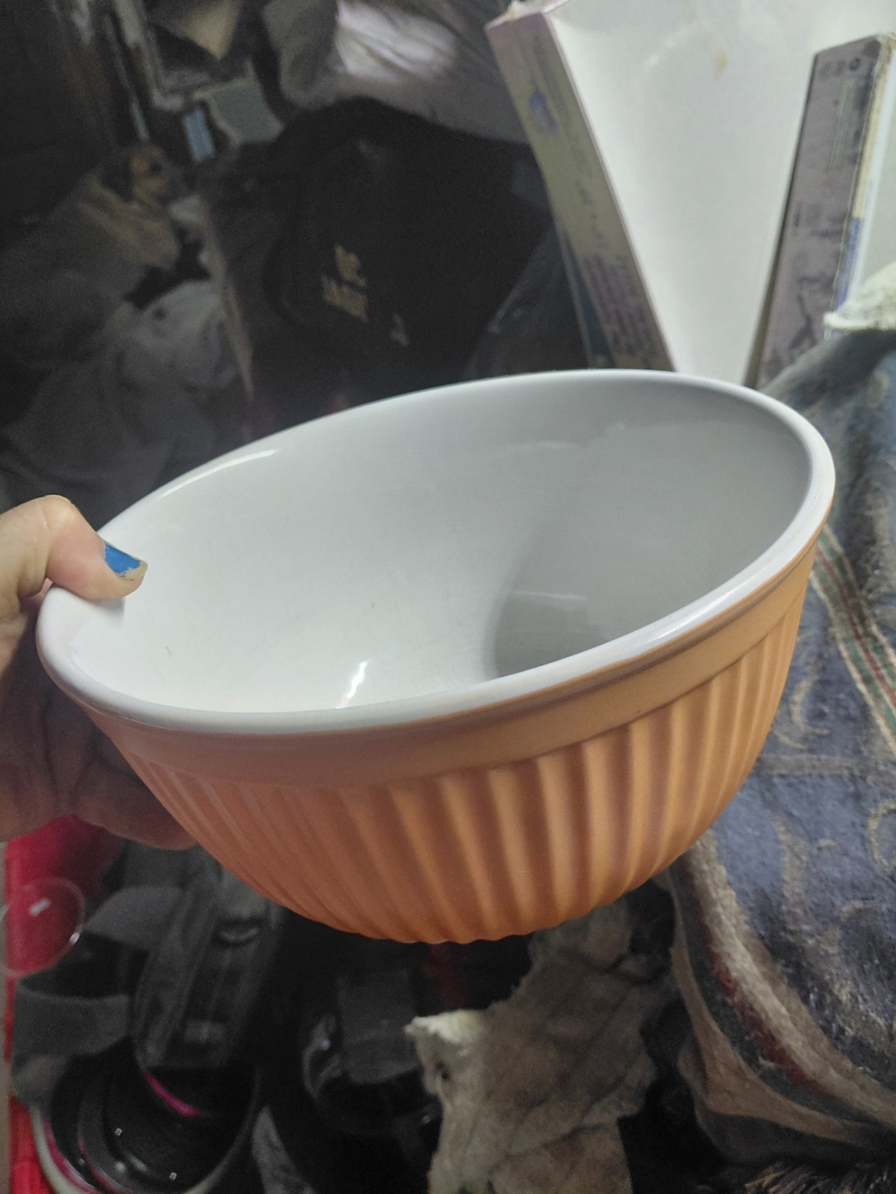 Classic Ribbed Ceramic Mixing Bowl in Peach - tag